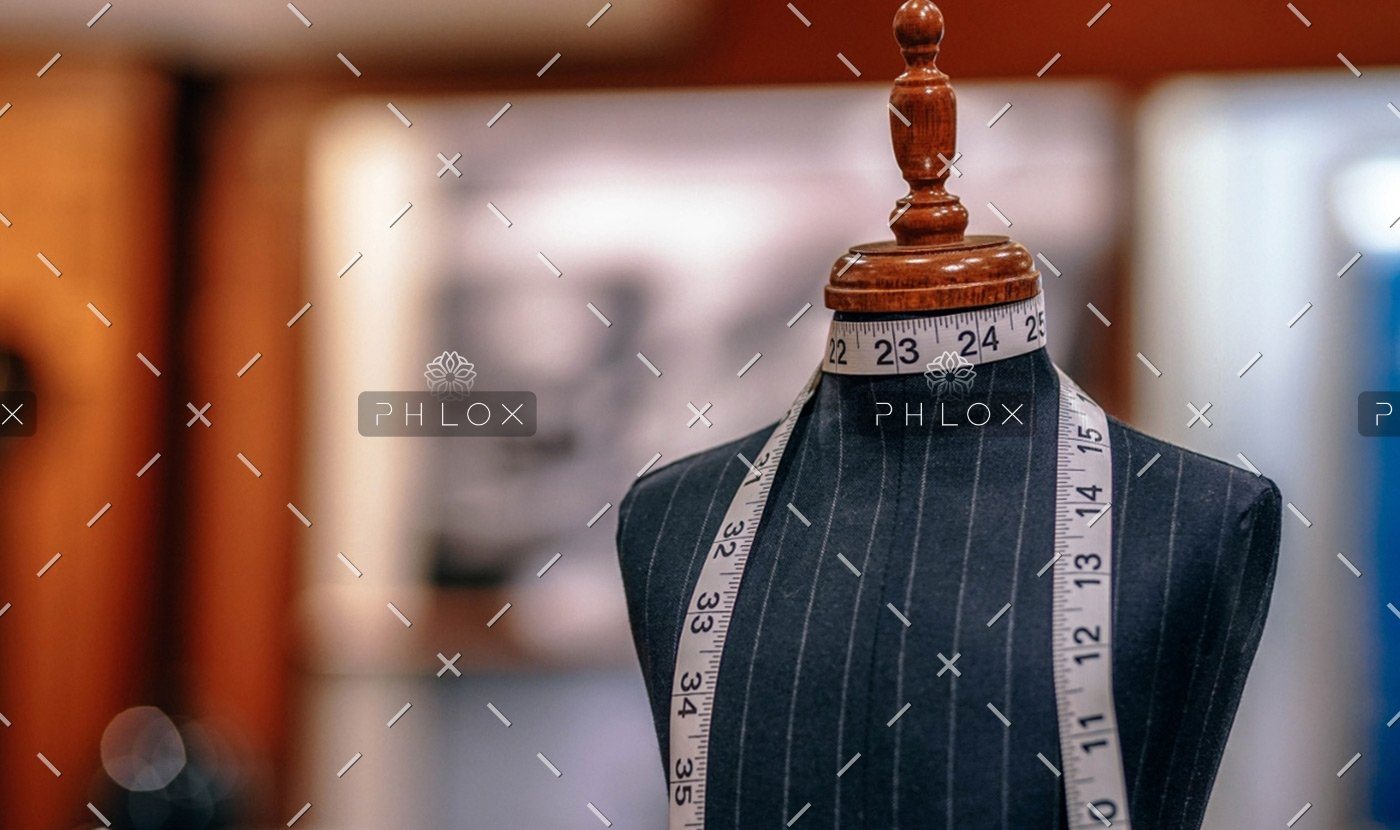 demo-attachment-69-mannequin-2566559